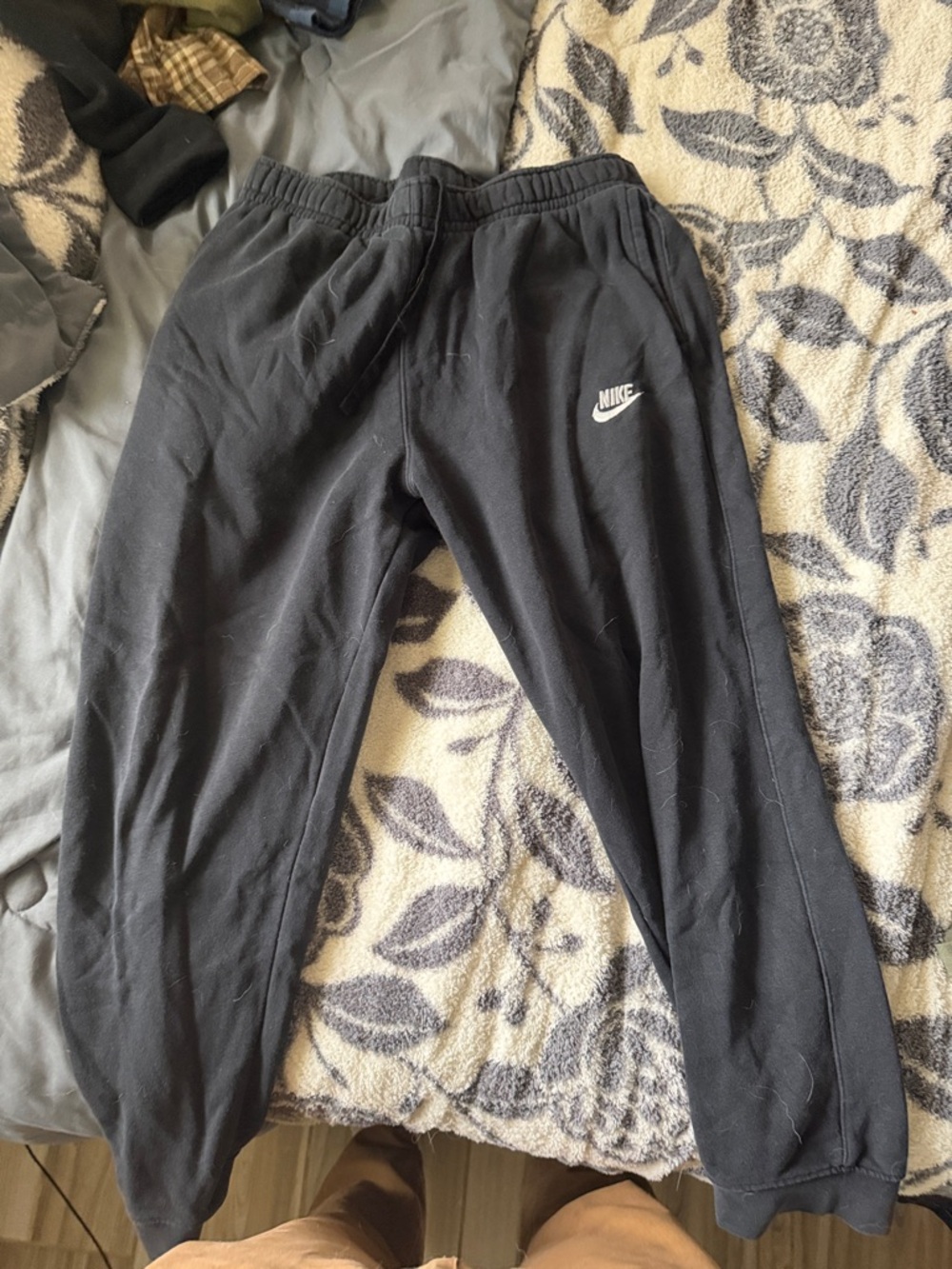 Nike Black Kids Fleece Joggers with White Logo
